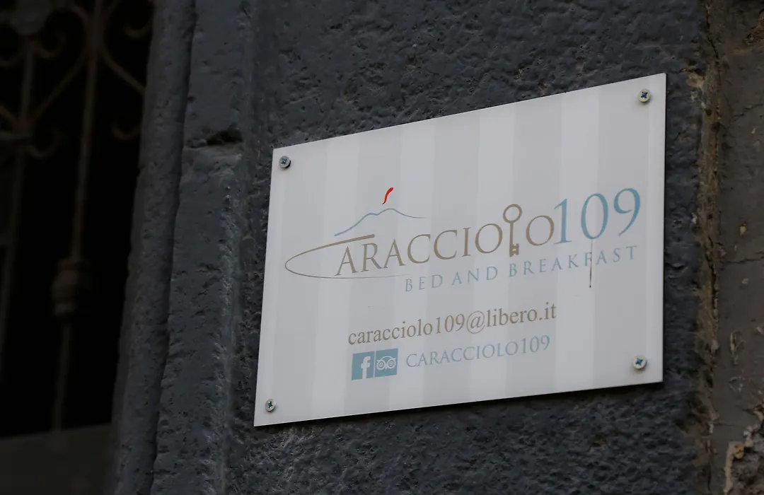 B&B Caracciolo 109-1